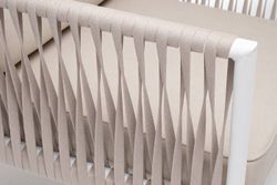 "Касабланка" кресло плетеное из роупа, каркас алюминий белый муар, роуп бежевый 20мм, ткань бежевая 15052