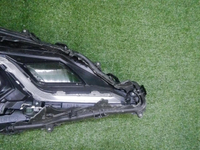 Стекло фары левое Toyota Camry xv70 (2017-н.в.)