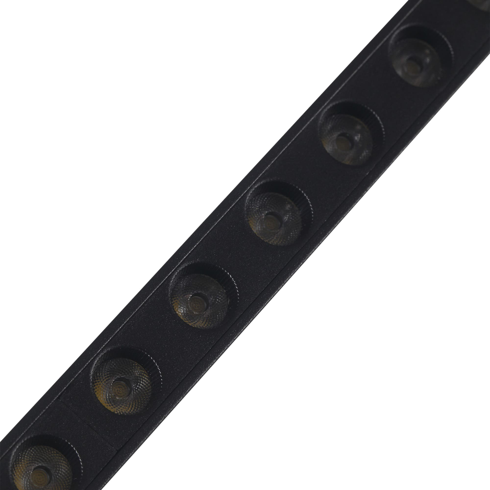 ST1361.436.24 Светильник трековый SKYLINE 48+ LED 1х24W