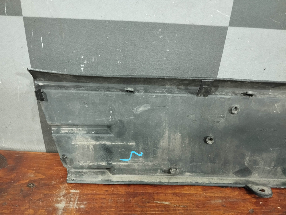 Площадка гос. номера Ford Kuga 2 (CBS) 12-16 Б/У Оригинал 2054948