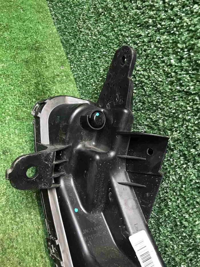 Битый ДХО правый Москвич 3 (2022-н.в.) LED