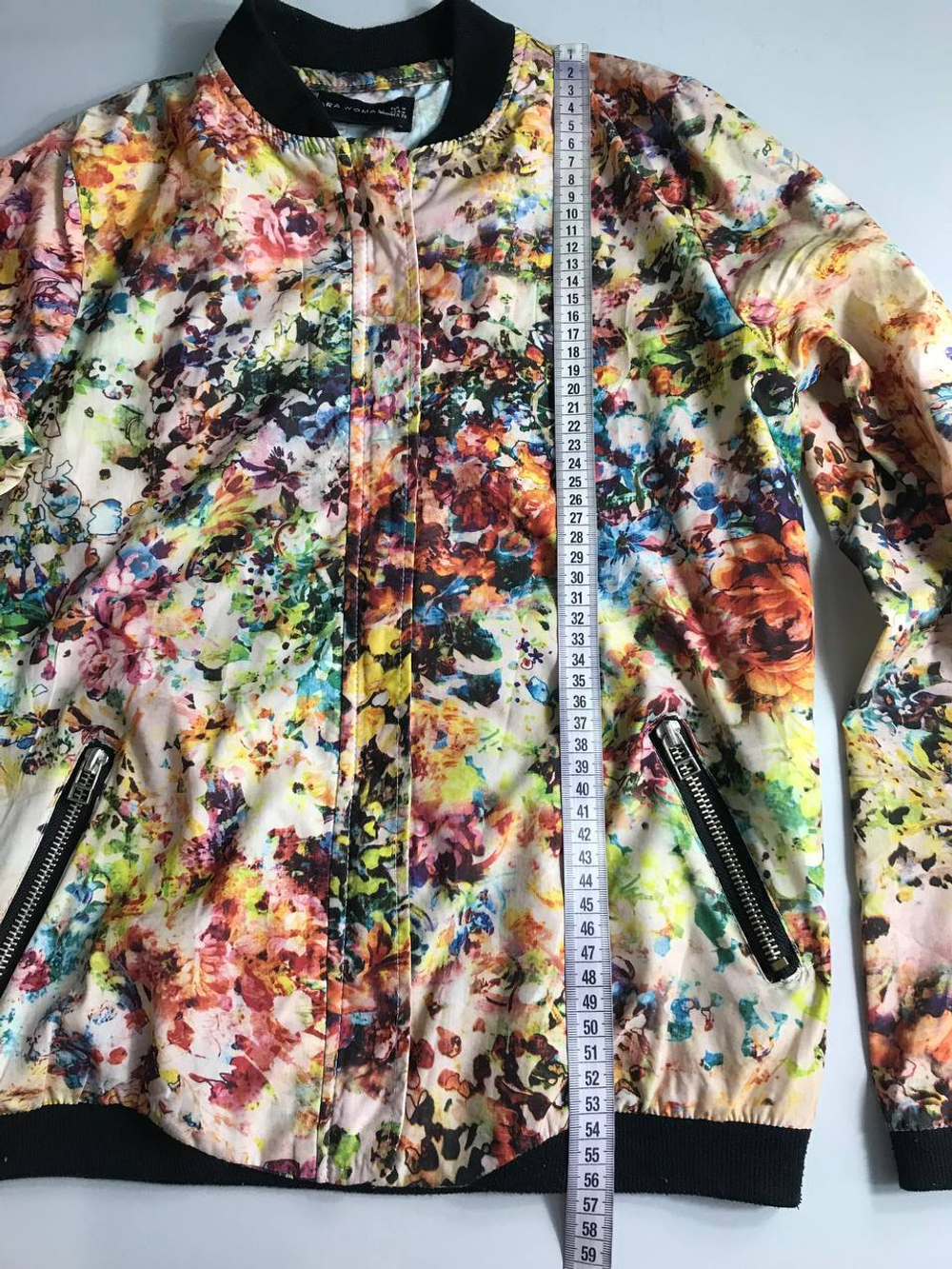 Бомбер Zara тонкий, маркировка М, визуально на 46 размер