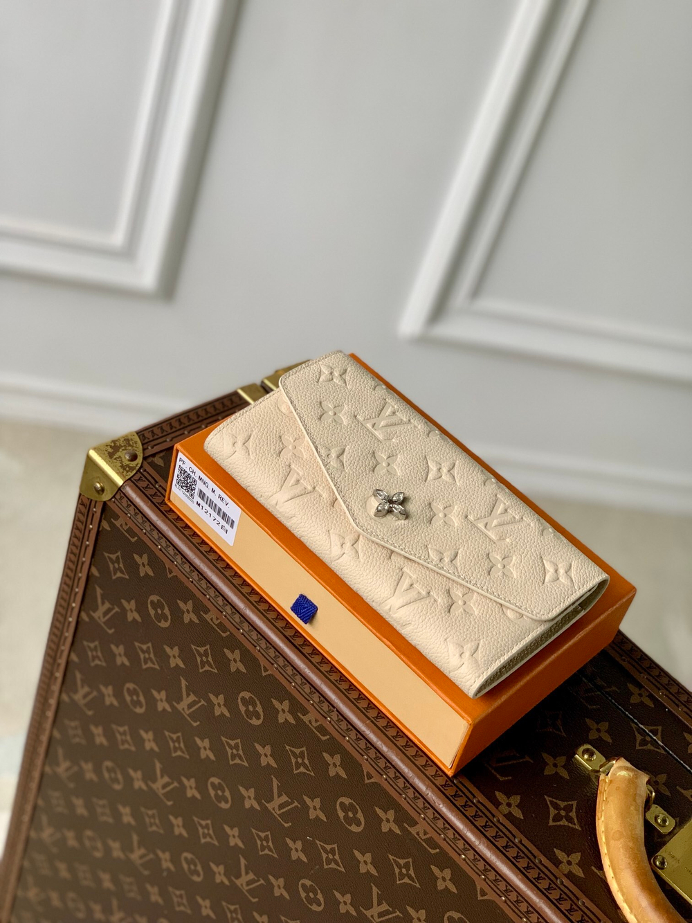 Louis Vuitton Sarah Wallet