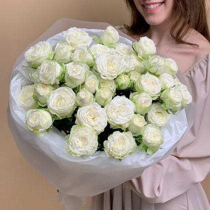 Белые кустовые пионовидные розы 9шт