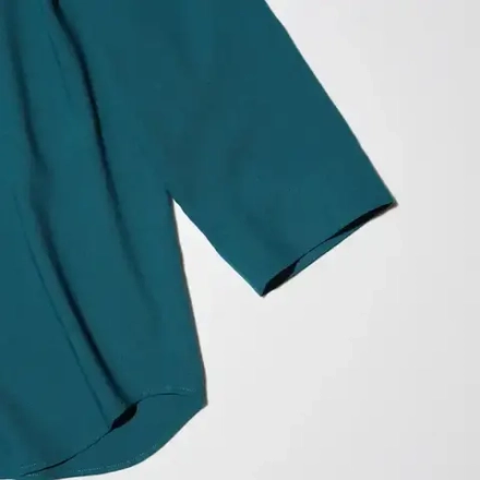 UNIQLO БЛУЗКА СО ШКИПЕРСКИМ ВОРОТНИКОМ ИЗ ВИСКОЗЫ (РУКАВ 3/4), ЗЕЛЕНЫЙ