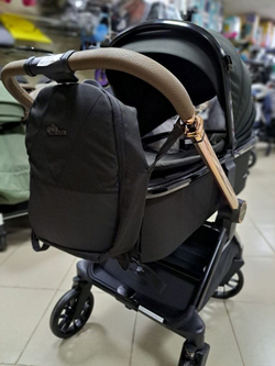 модульная коляска 3в1 Luxmom B1автолюлька+ перекидная ручка / черного цвета