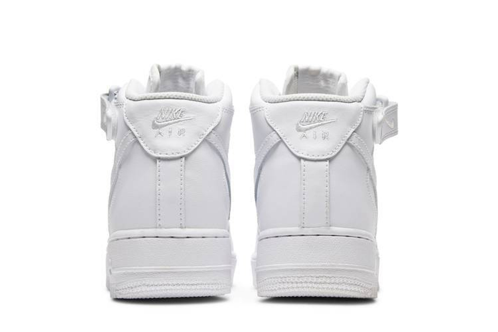 Кроссовки Nike Air Force 1 07 (Женская размерная сетка)