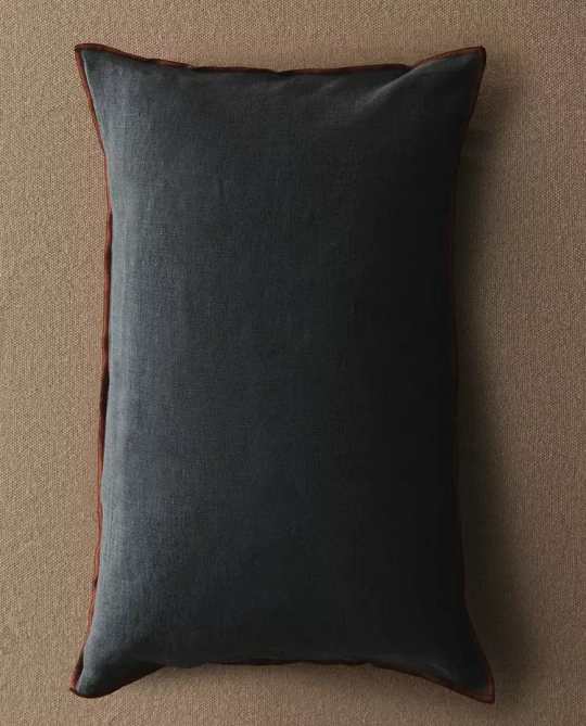 ZARA HOME ОДНОТОННАЯ НАВОЛОЧКА ДЛЯ ДЕКОРАТИВНОЙ ПОДУШКИ, СИНИЙ