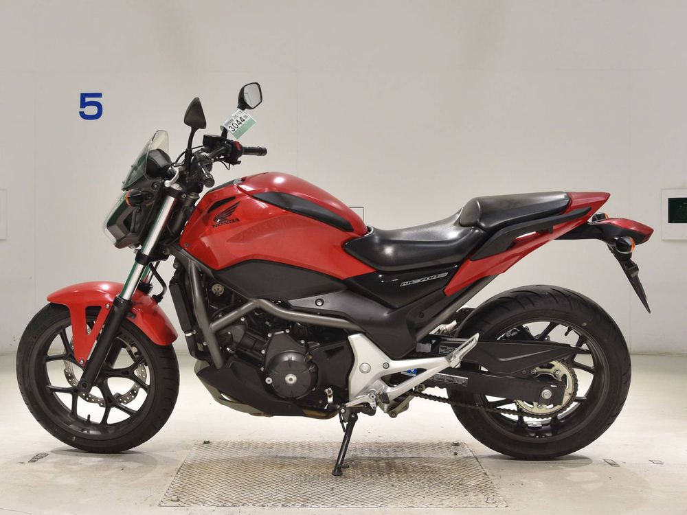 Honda NC700S 2013