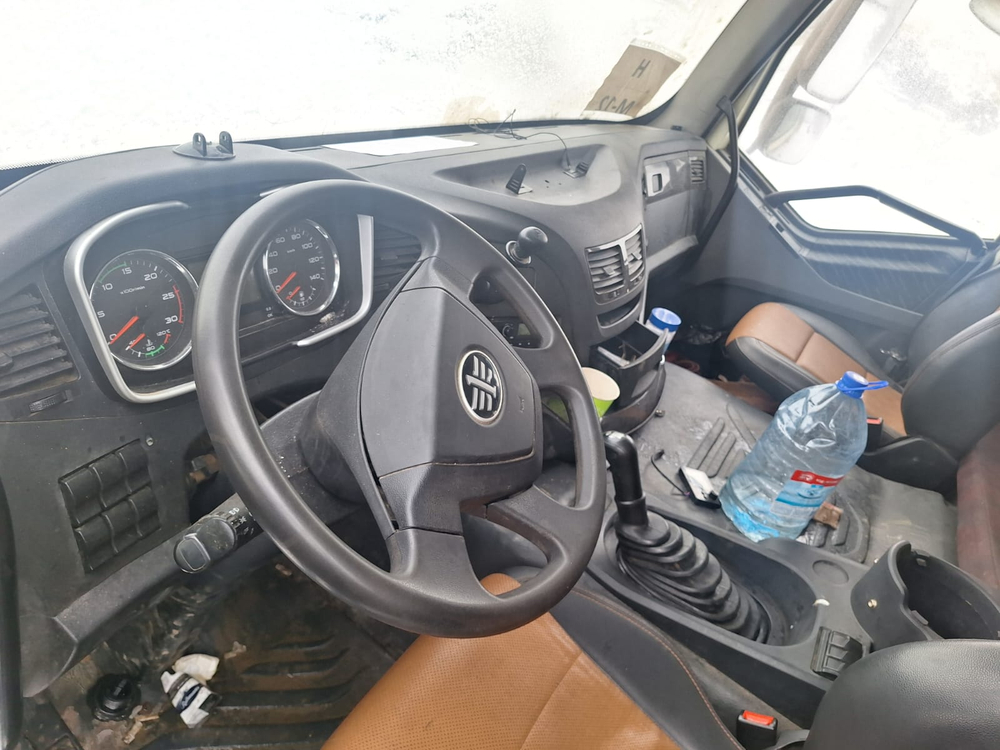 FAW J6 6x4 Самосвал J6 (Дизельный, 8,6 л, 390 л.с., МТ)