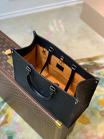 Louis Vuitton OnTheGo MM