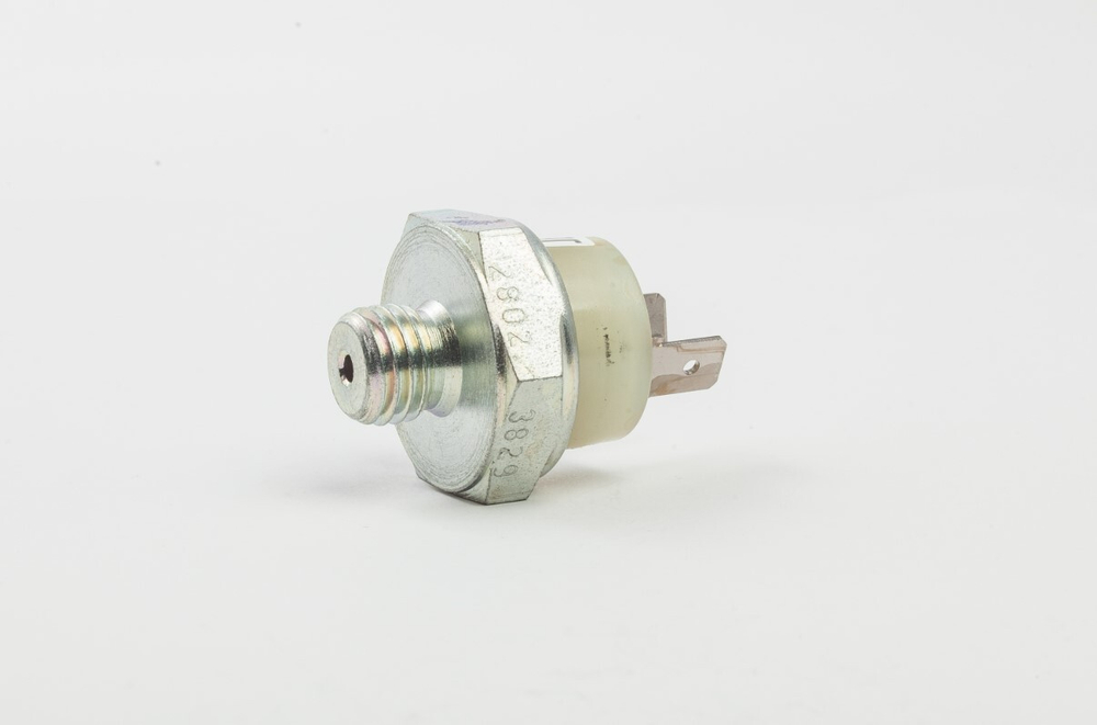 2802.3829010 Датчик давления воздуха (выключатель пневматический стоп-сигнала), КамАЗ, УРАЛ, МАЗ, ЗИ