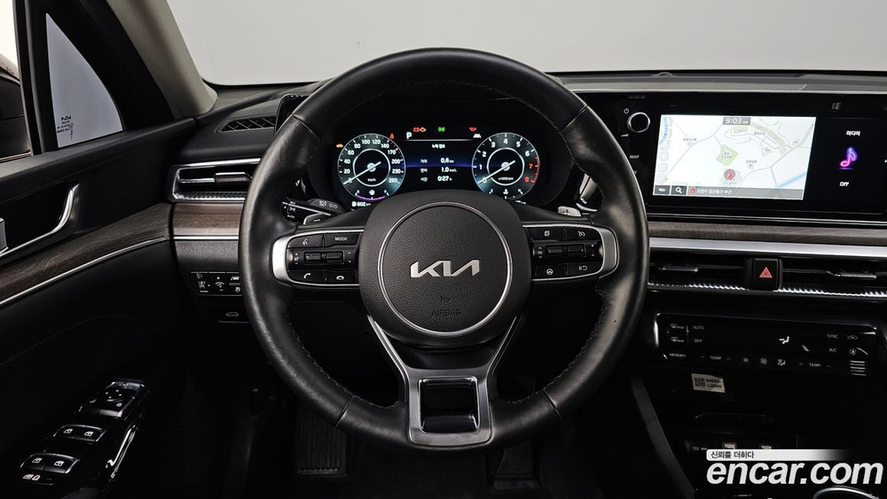Kia K5 (Optima) 3 Generation 2.0 (09.2021)