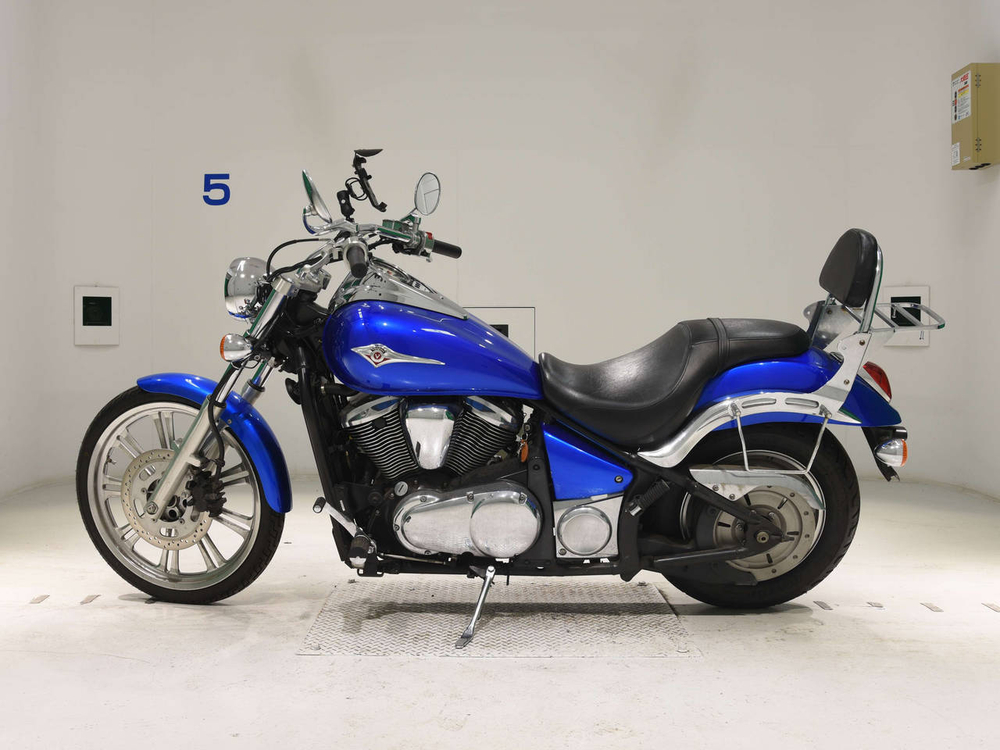 Kawasaki Vulcan 900 Custom