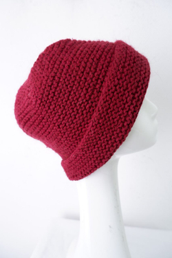 Шапка вязаная бордо