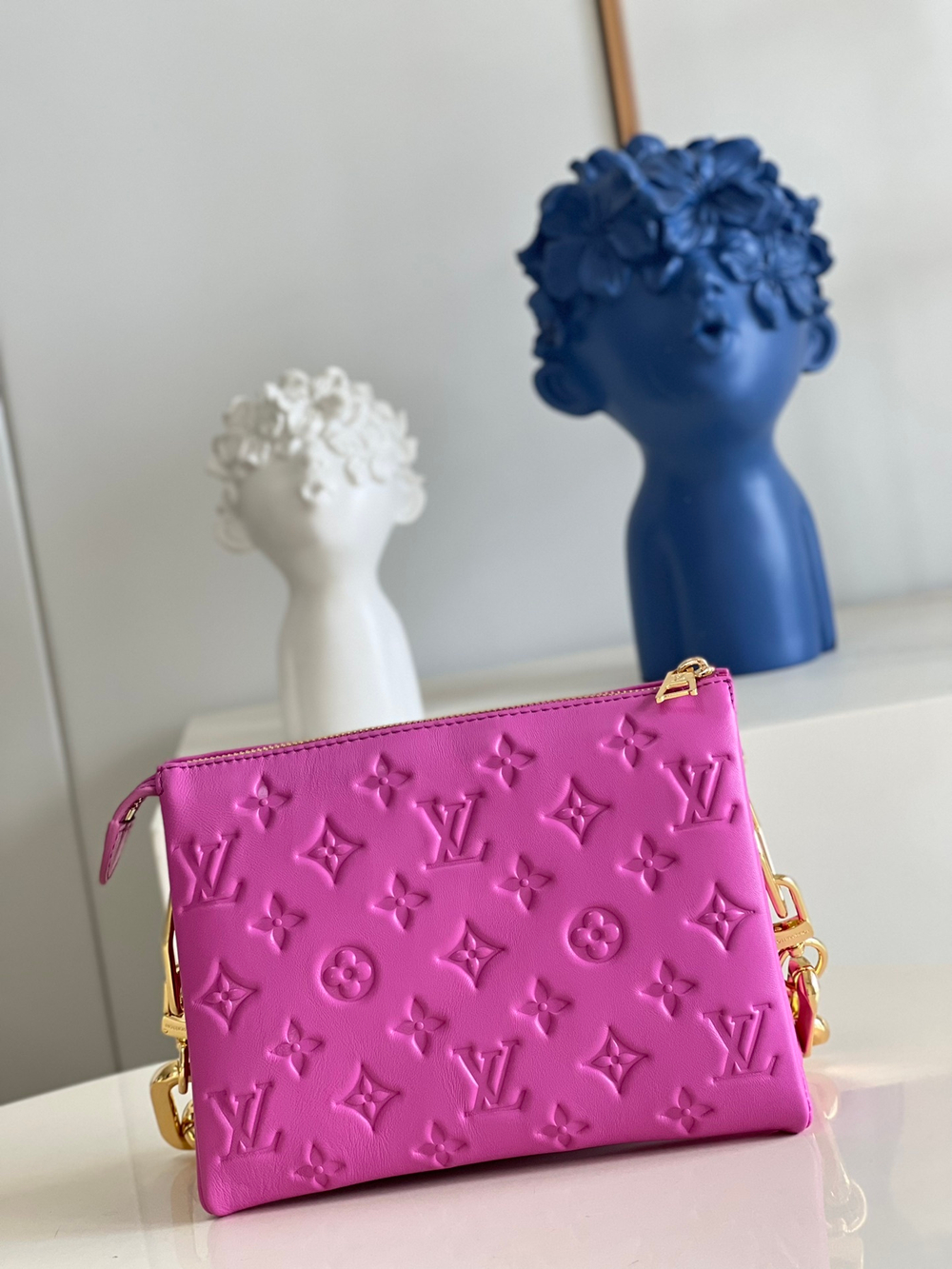 Louis Vuitton Coussin BB