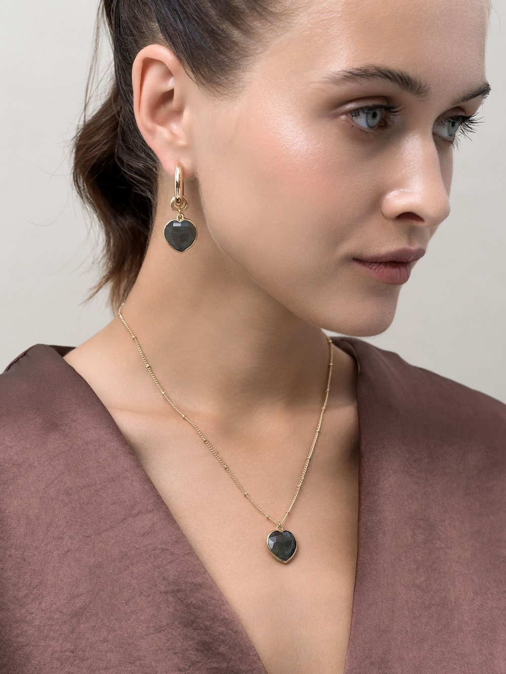 Колье "Lovely" с лабрадором Gold