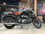 Royal Enfield Super Meteor 650 Astral Blue (Base)