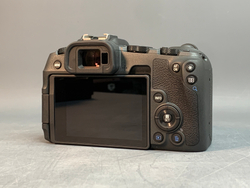 Canon EOS RP 4.000 кадров