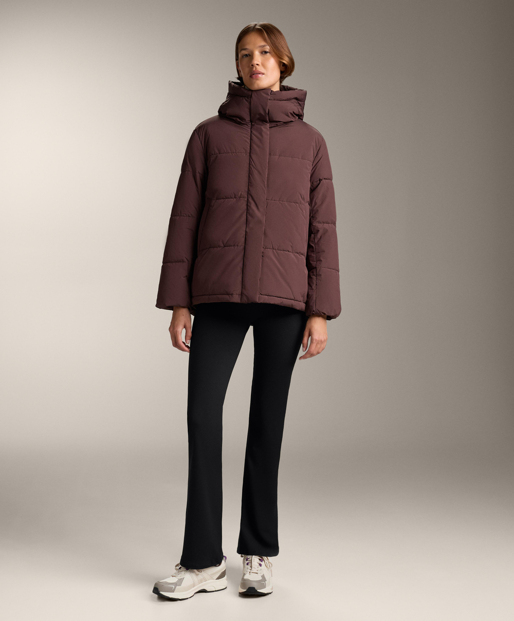 Oysho Водоотталкивающая утепленная куртка Primaloft®, винный