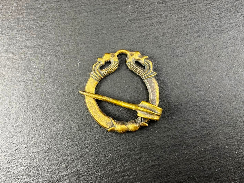 Фибула. Готланд 9-10 в. (замкнутая)