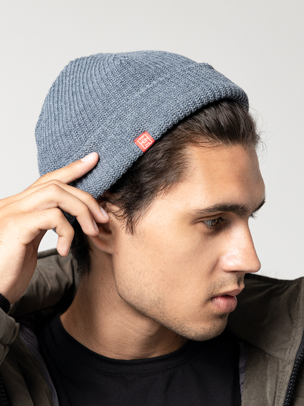 Шапка короткая серая Город Горький