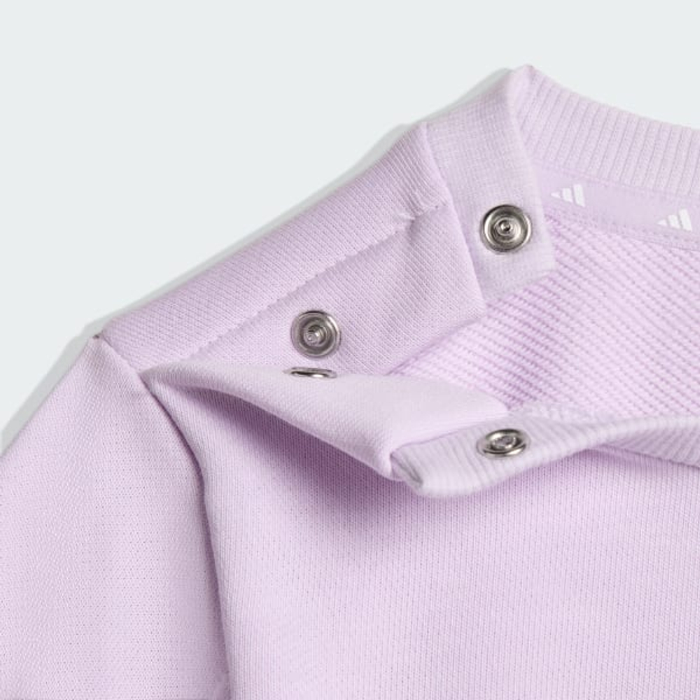 Adidas Спортивный комплект из футболки и штанов с принтом "Холодное сердце", лавандовый/темно-синий