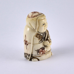 Нэцкэ Ребенок Карако с волшебным музыкальным инструментом