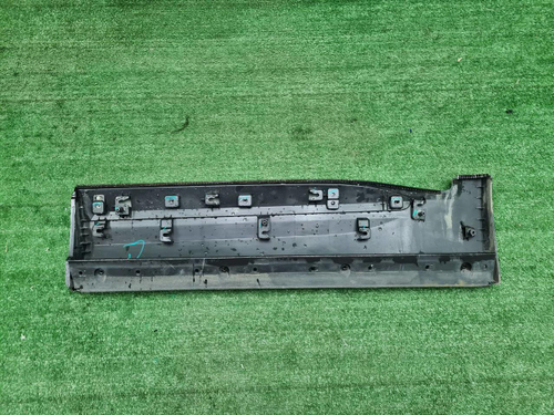 Накладка двери задняя правая Geely Tugella 19-24