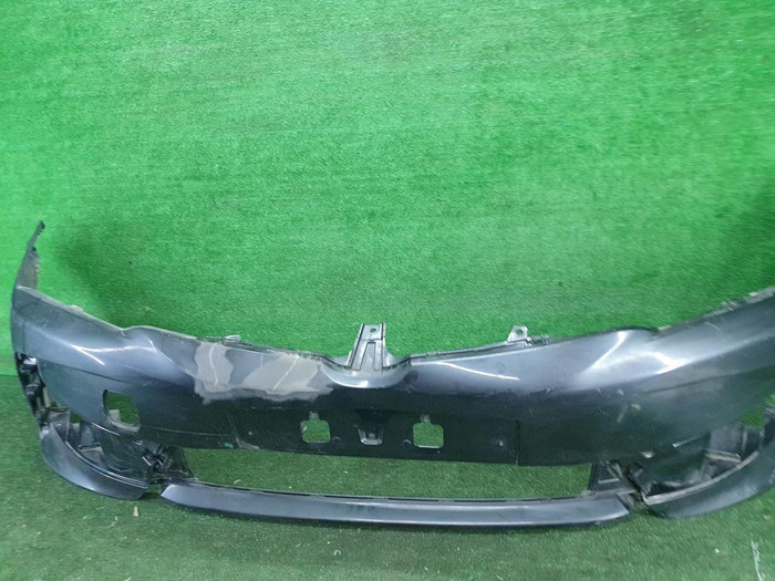 Бампер передний Toyota Corolla E160 (2015-2019)