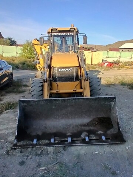 RUNMAX SE325 Экскаватор-погрузчик SE325 (Дизельный, 4,8 л, 102 л.с., АТ)