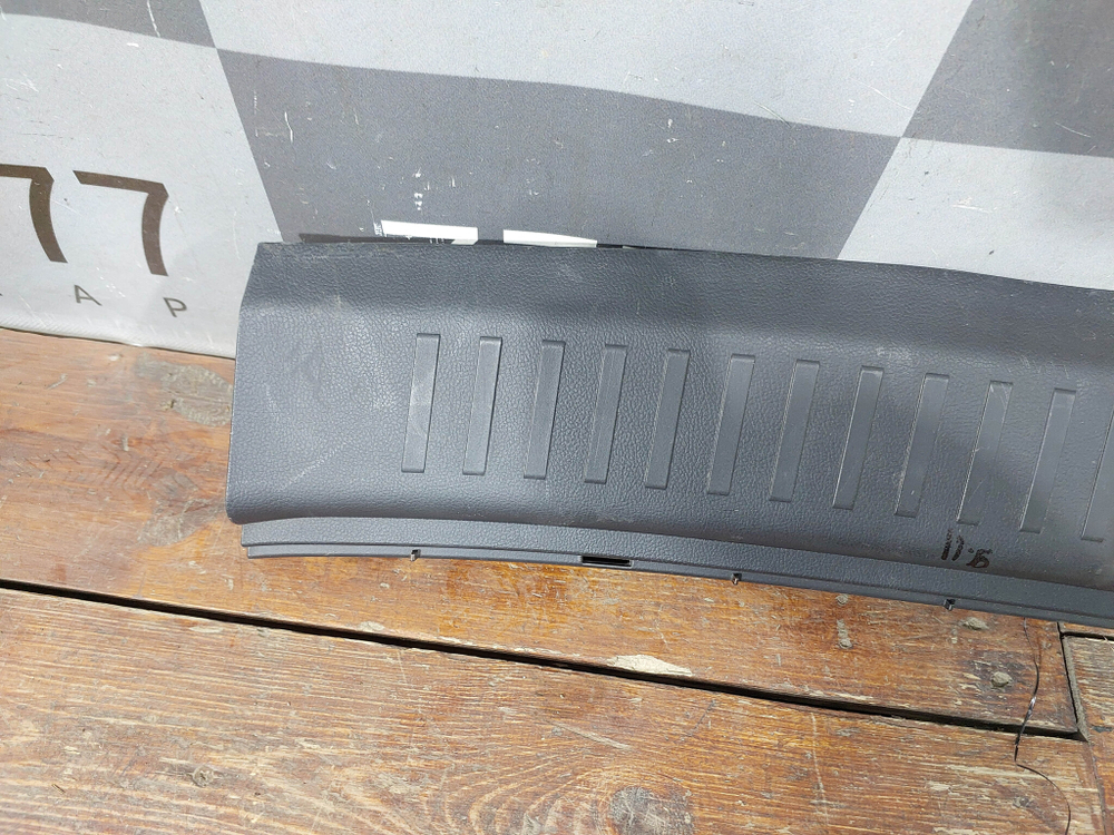 Обшивка замка багажника Jetour X90 Plus 21-нв Б/У Оригинал F085518030