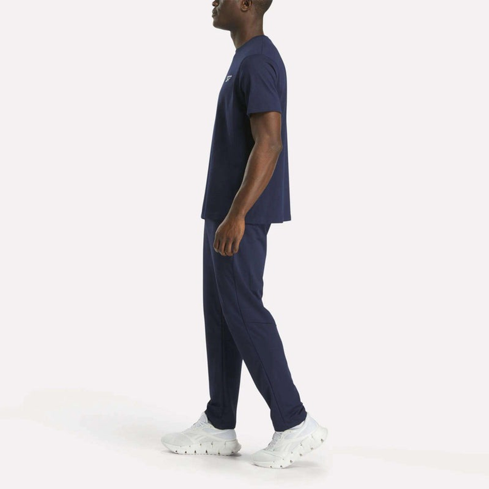 Футболка мужская REEBOK CODY SMALL LOGO CREW NECK SS TEE