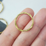 Кольцо коннектор, бижутерный сплав, р-р 22×1.5мм, штучно