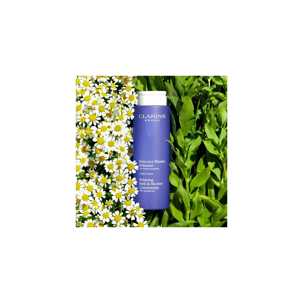 Clarins Relax Bath & Shower Concentrate - гель для ванны и душа с эфирными маслами /   200  ml  / GTIN 3666057031281
