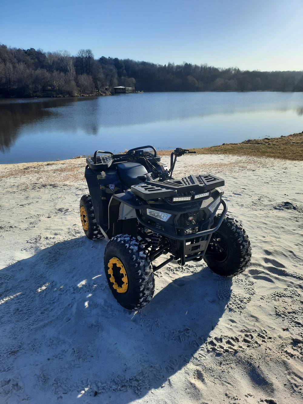 Квадроцикл бензиновый MOTAX GRIZLIK W200