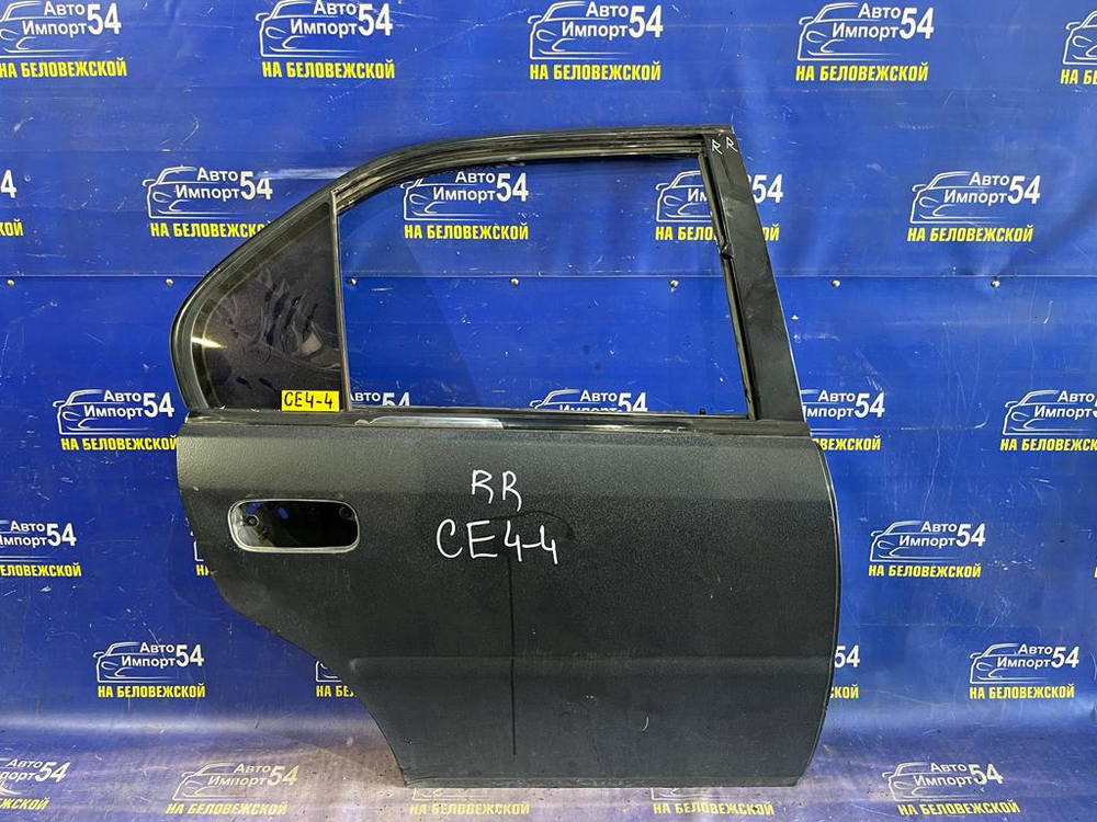 Дверь задняя правая Honda RAFAGA 1993
