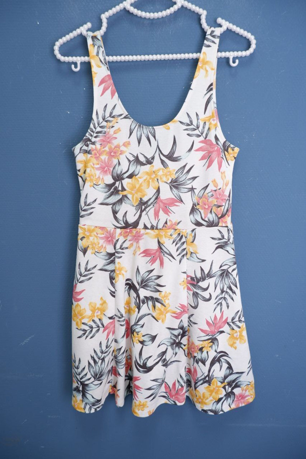 Платье H&M с принтом 44 размер