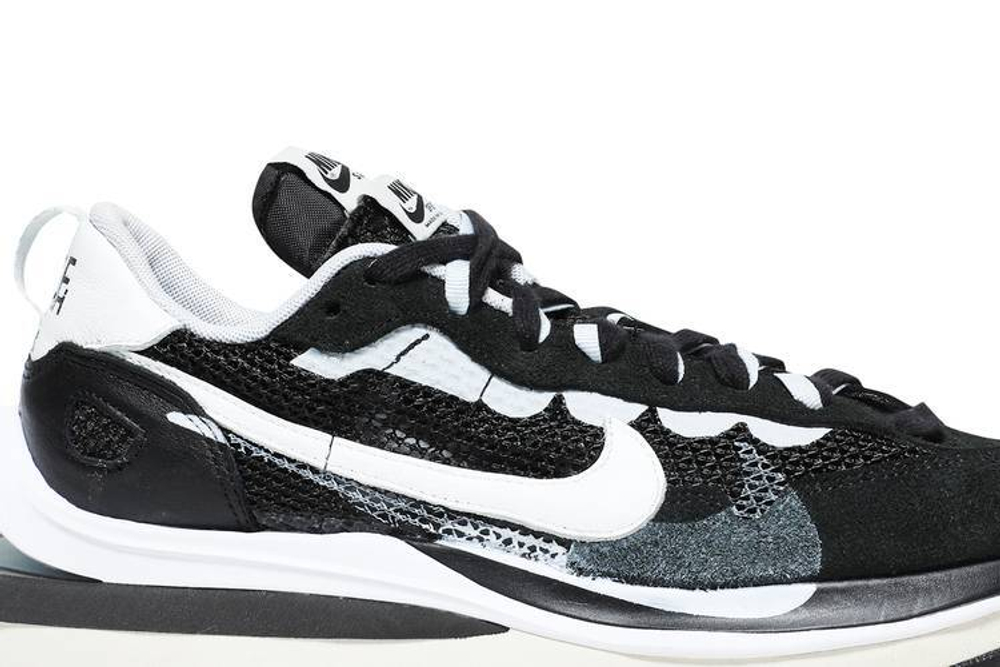 Кроссовки Sacai X Nike Vaporwaffle Black And White