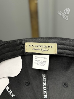 Бейсболка Burberry