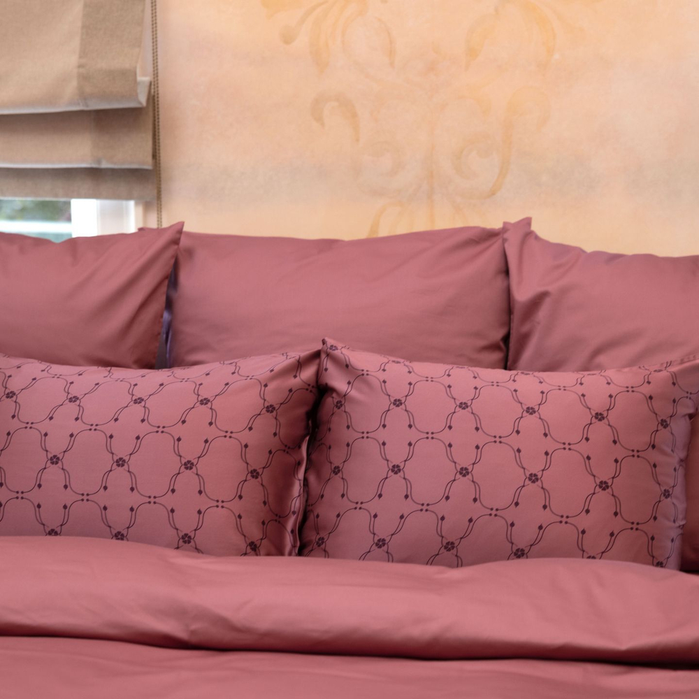 Наволочка 50x70 Mollen Узор вишнёво-ягодная шелковая