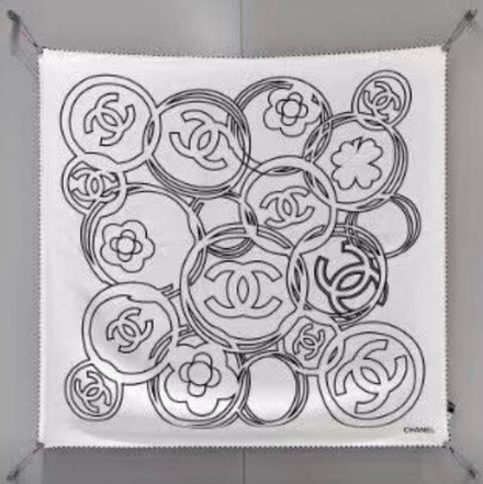Платок CHANEL 90х90 см