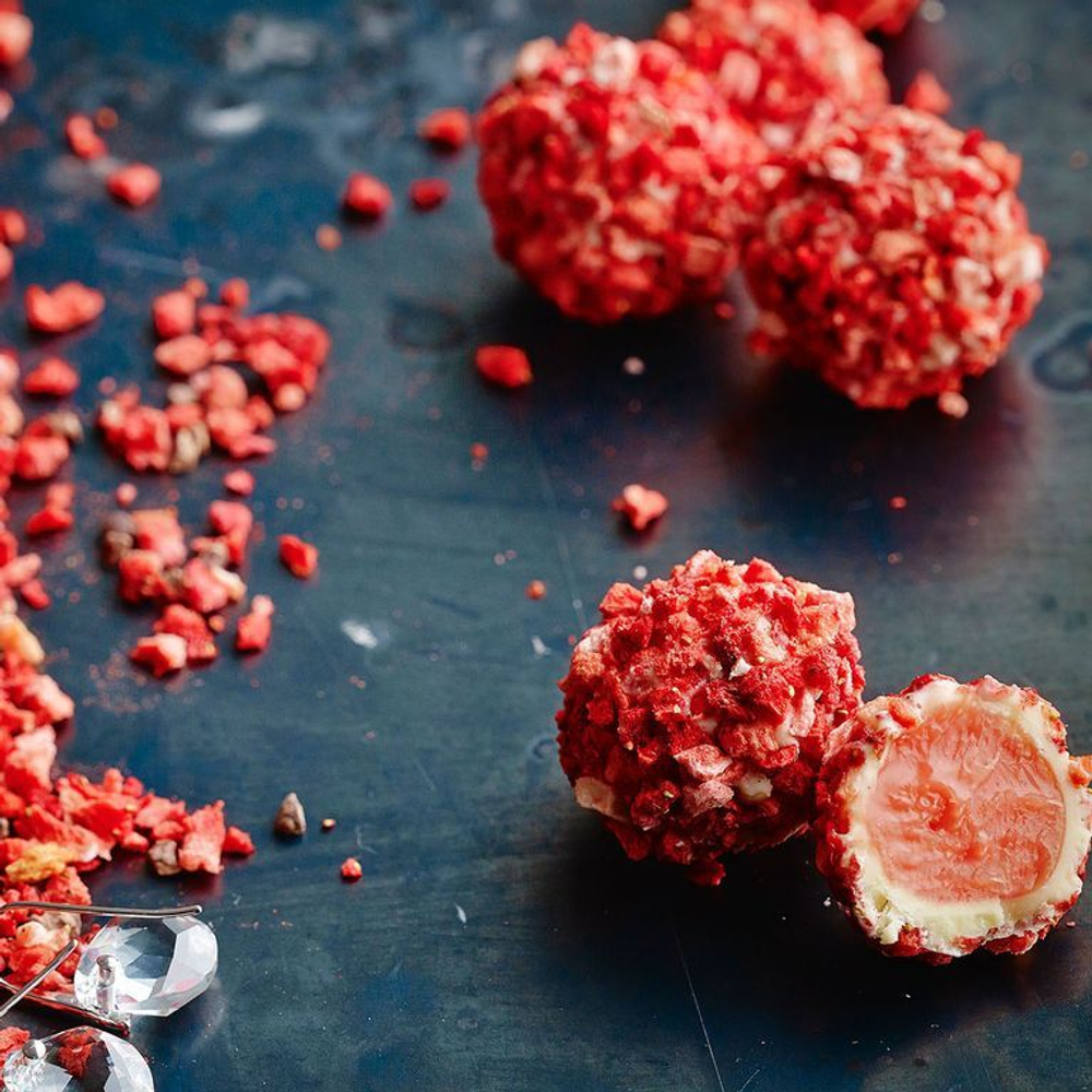 Клубника сублимированной сушки, кусочки 3-5 мм, 250 гр.