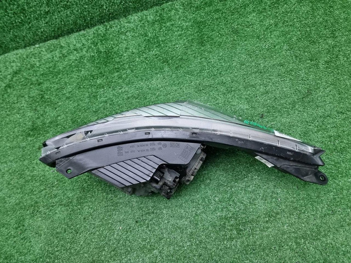 Битая Фара правая Kia Picanto 3 JA (17-21) галоген