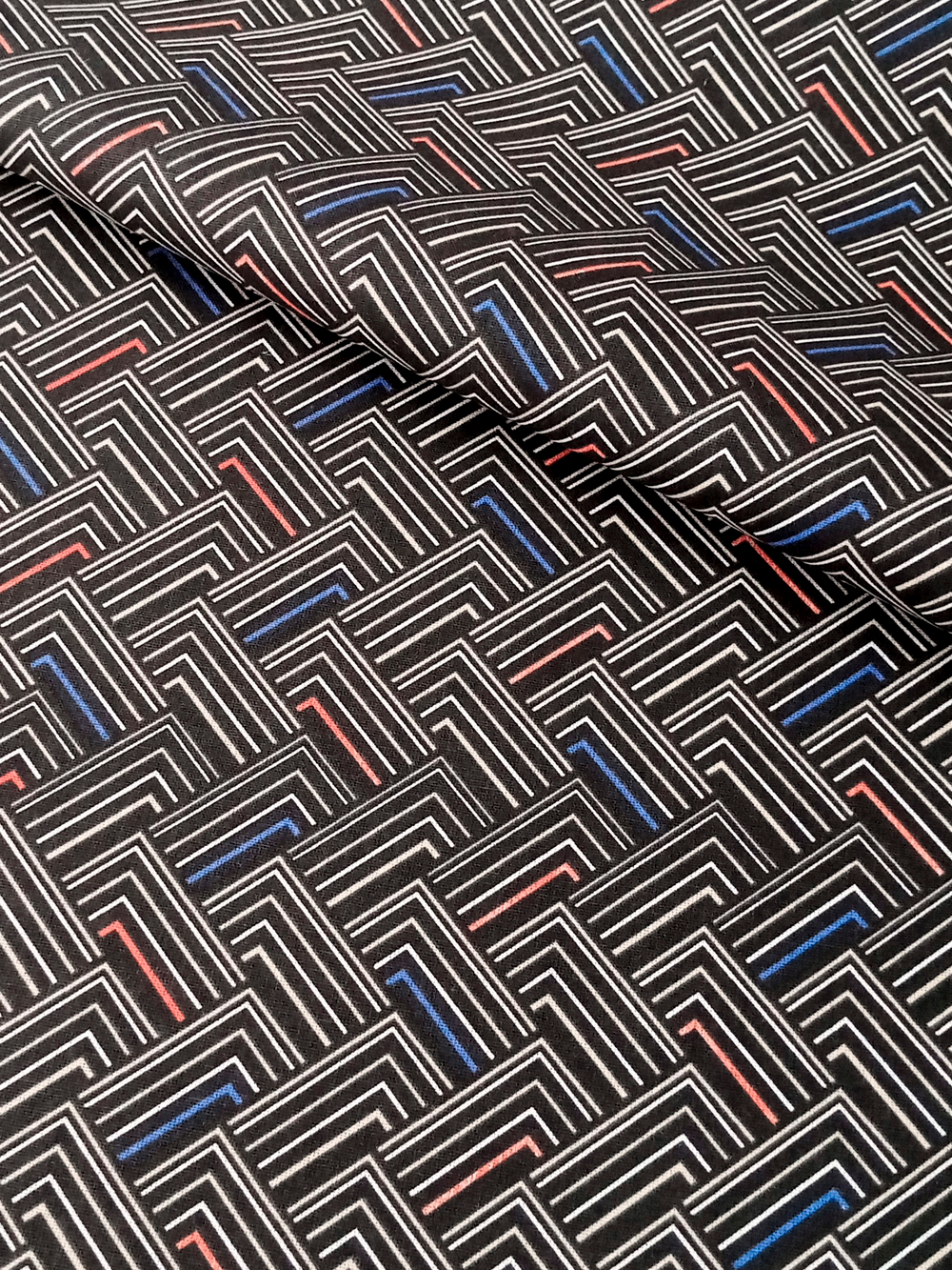 Ткань бязь плательная, рис. "Зигзаг", ширина 150 см, арт. 2062