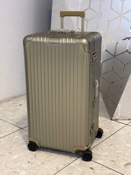 Чемодан Rimowa