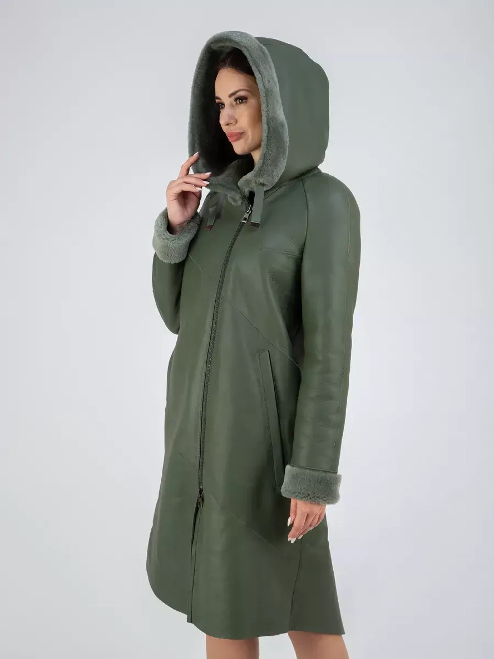 Дубленка зима натуральная удлиненная с капюшоном