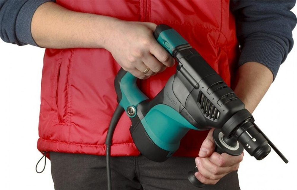 Перфоратор MAKITA HR2811FT