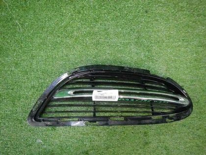 Решетка переднего бампера правая Mercedes S w222 (2013-2017)