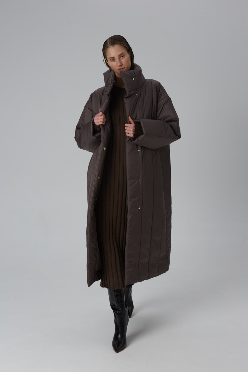 Капор вязаный, молоко